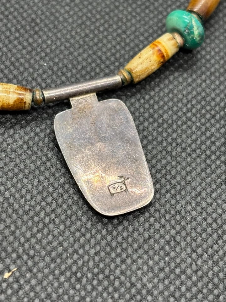 Vintage Sterling Silver Petroglyph Pendant Necklace - photo 3
