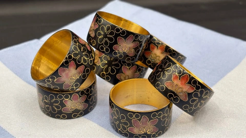 Vintage Black Enamel Brass Cloisonné Napkin Rings | Set of 8 - photo 3