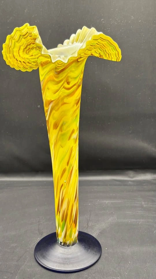 12” Antique 1920s Franz Welz Bohemian Glass Trumpet Vase - photo 2