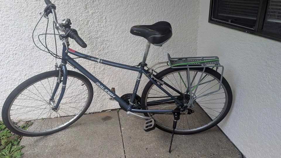 Raleigh Commuter Bike - Made in Canada
