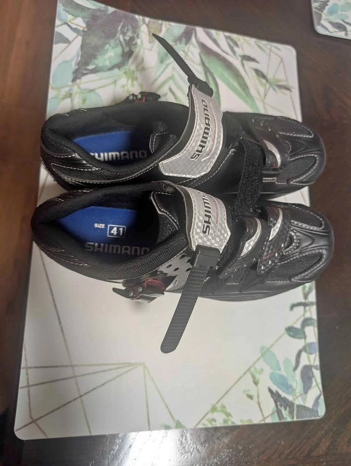 Shimano bike shoes with Cleats- Size 41