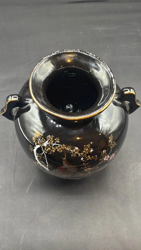 Vintage Japanese Shirakaba Black & Gold Peacock Urn Vase - 8" - photo 4