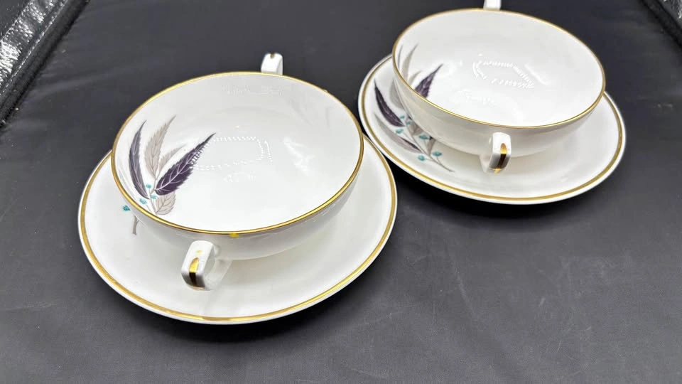 Vintage Royal Worcester "Arrowhead" Cream Soup Bowls & Saucers -