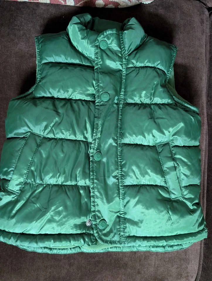 Old Navy Toddler Puffer Vest Size 2T - photo 2