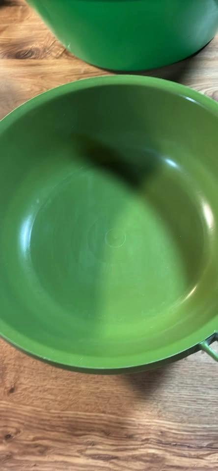 Heavy-Duty Green Mixing Bowls - photo 5