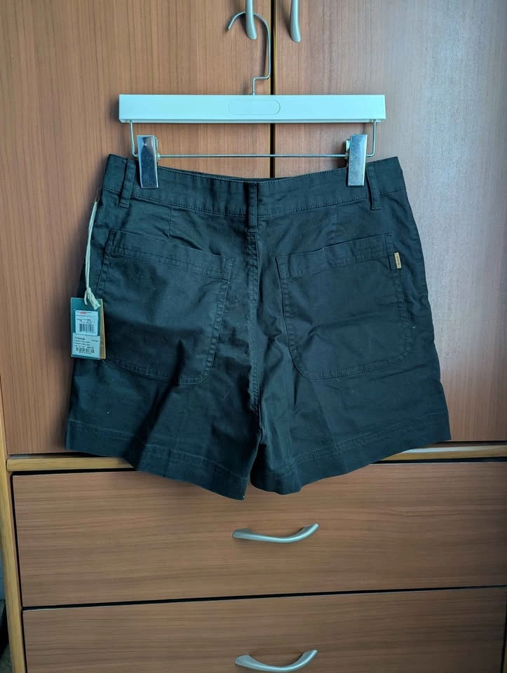 Tentree Twill High Waist organic cotton shorts black size 8 - photo 2