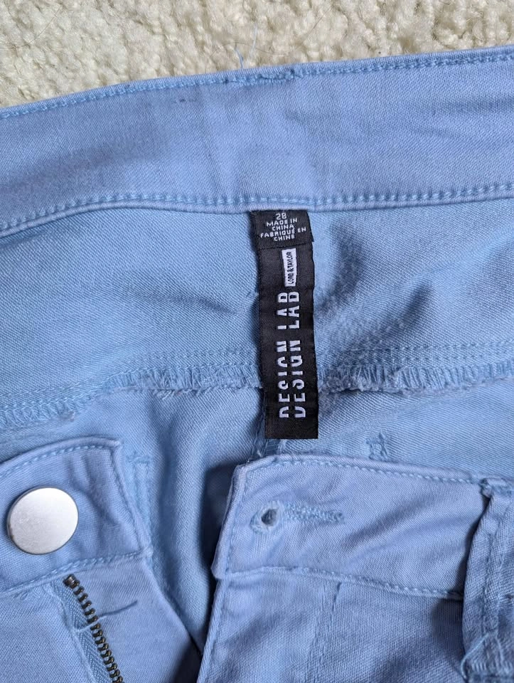 Design Lab skinny fit pants light blue size 28 - photo 4