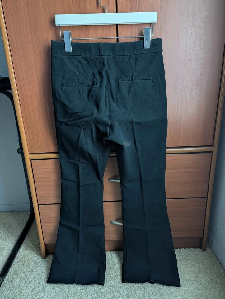 Gap High Rise BiStretch Flare pants black size 8 petite - photo 2