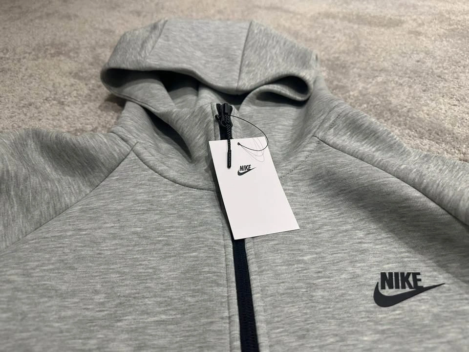 Grey Nike Tech - photo 4