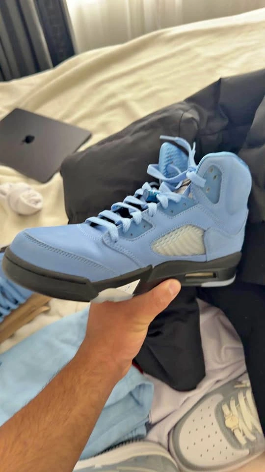 Jordan 5 University Blue