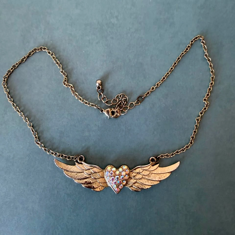 Vintage Y2K Winged Heart Bib Necklace - photo 5