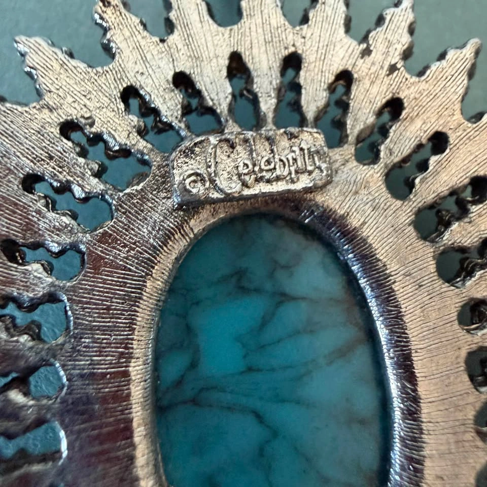 Vintage Celebrity Signed Southwestern Sunburst Pendant Necklace - photo 5