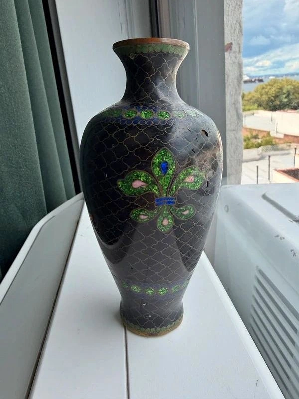 Antique Japanese Meiji / Taishō Cloisonné Enamel Vase (As-Is)