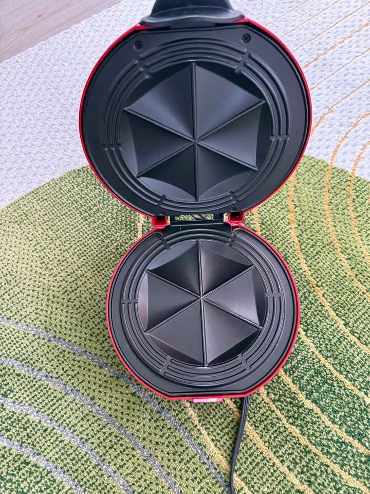 Hamilton Beach Quesadilla Maker - photo 2