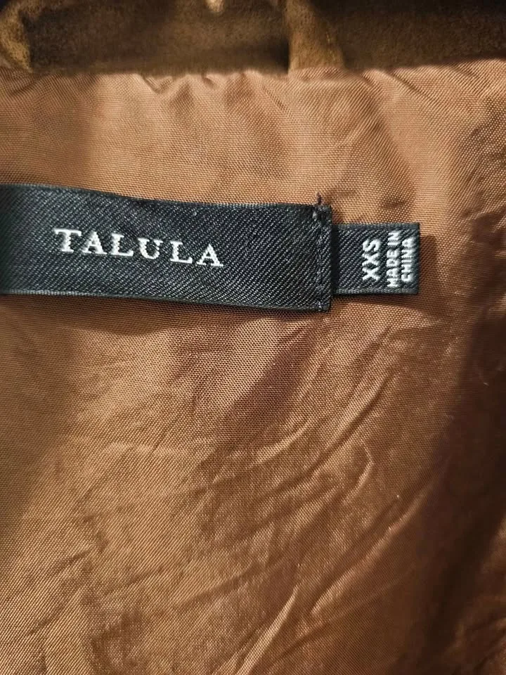 Cropped XXS Aritzia Brown Suede Jacket  🧡 image indicator(3)