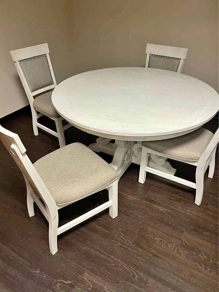 Solid Wood Farmhouse Cream Table & 4 Chairs