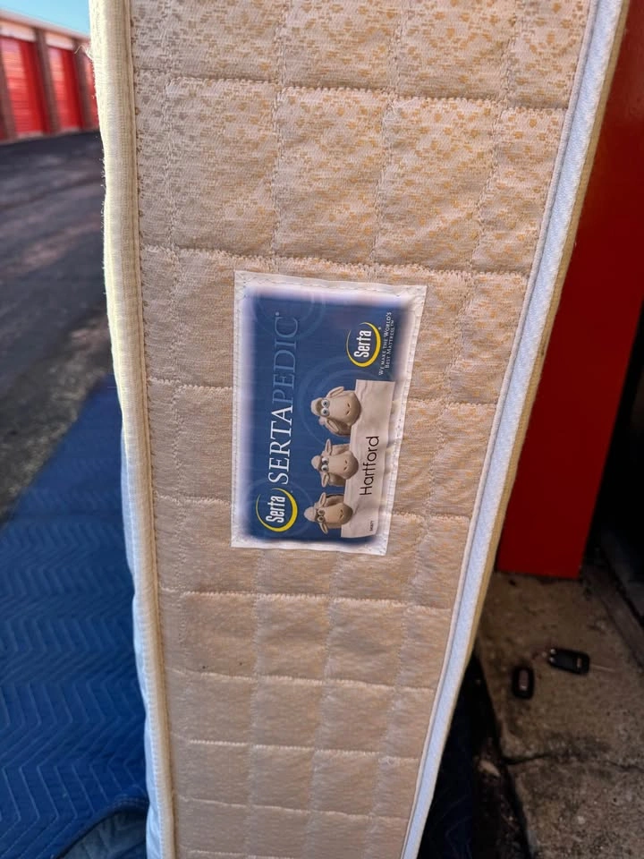Serra Hartford Full Size Mattress 9”h - photo 3