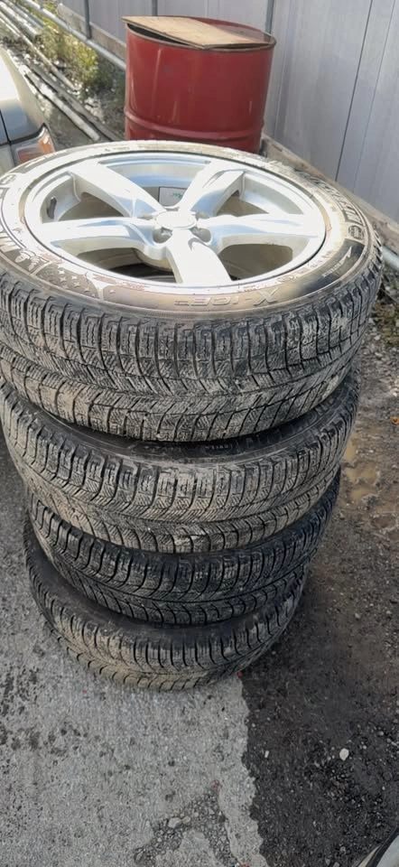 Audi Car Wheels with Tires - photo 4