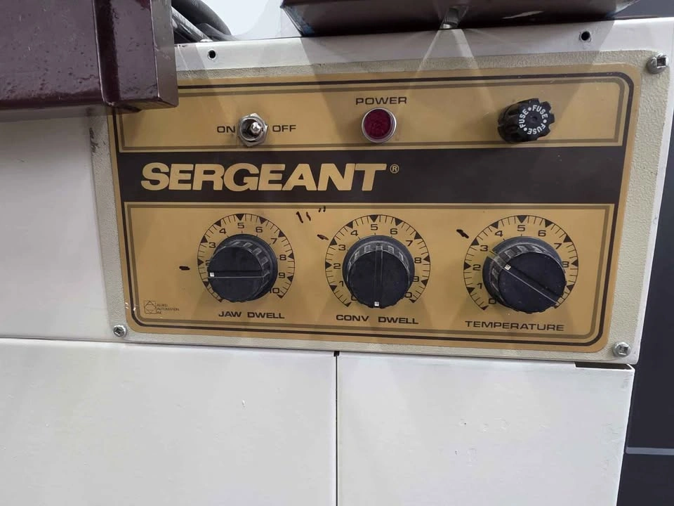 Sergeant 1620C L-Sealer Packaging Machine - photo 2
