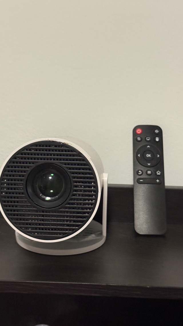 Smart Portable Projector