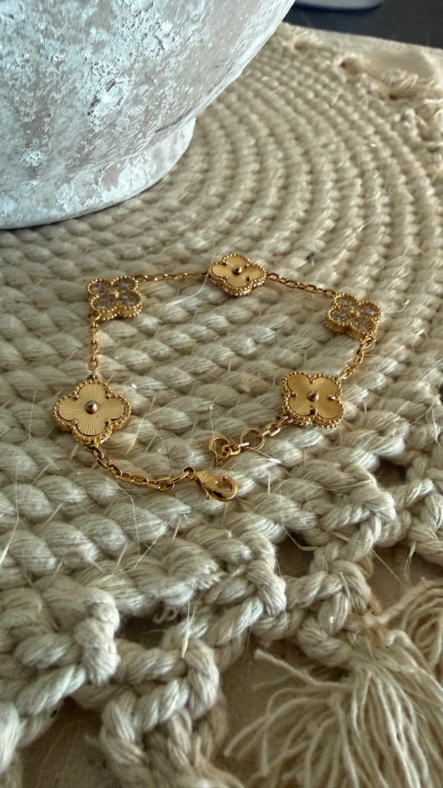 Van Cleef & Arpels Alhambra Bracelet