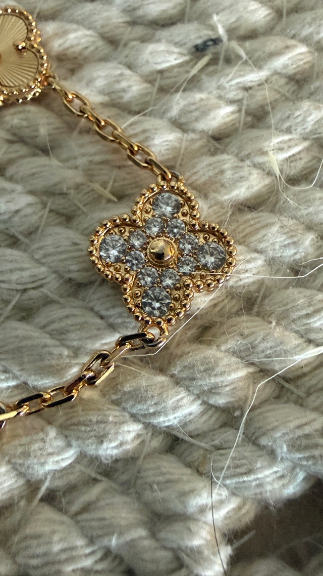 Van Cleef & Arpels Alhambra Bracelet - photo 2