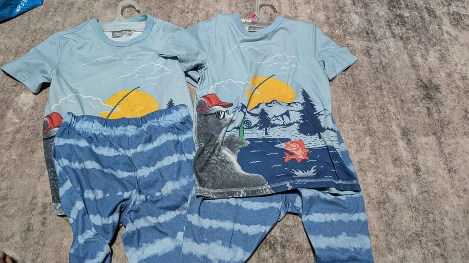 Set of 6 PJs 8T EUC $40 in Midnapore - photo 4