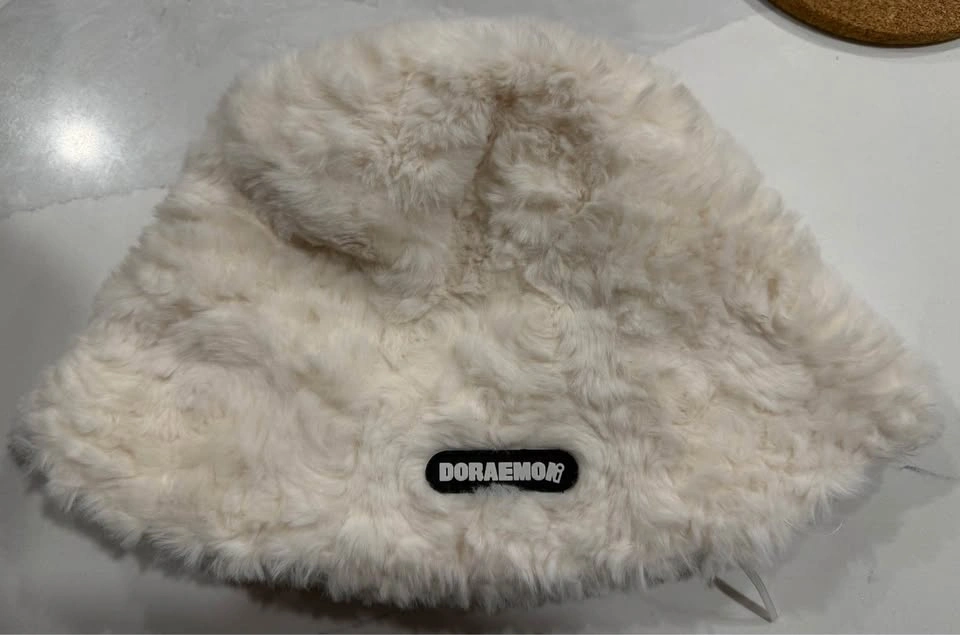Winter Plush Fuzzy Bucket - photo 4
