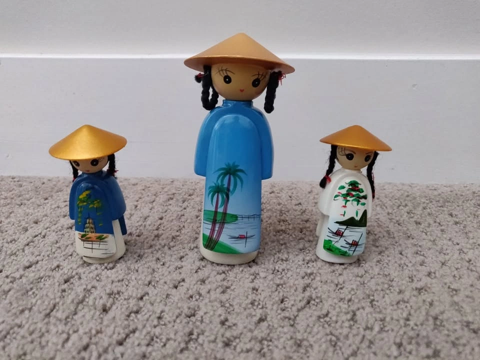 Set of 3 Handcrafted Vietnamese Doll Figurines - photo 2