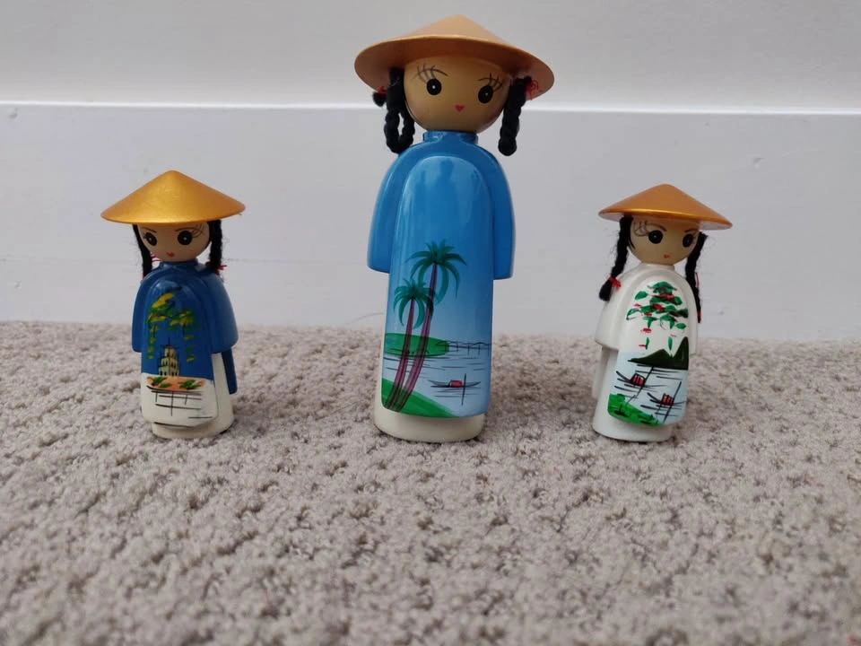 Set of 3 Handcrafted Vietnamese Doll Figurines - photo 3