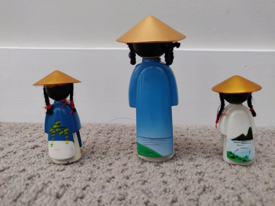 Set of 3 Handcrafted Vietnamese Doll Figurines - photo 5