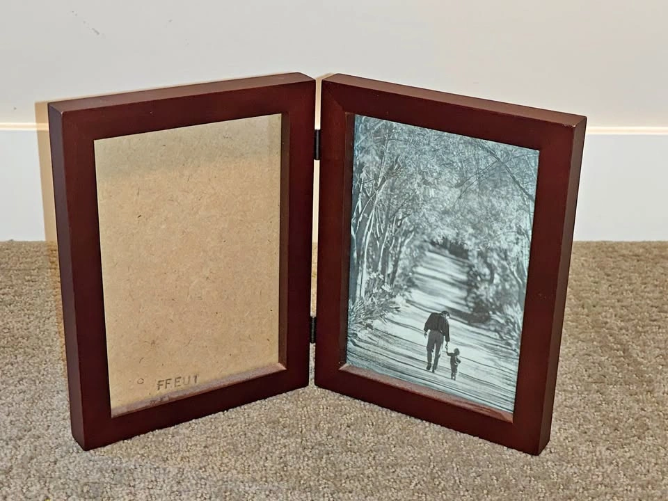 Double Folding Picture Photo Frame (5" x 7") – Dark Wood Finish