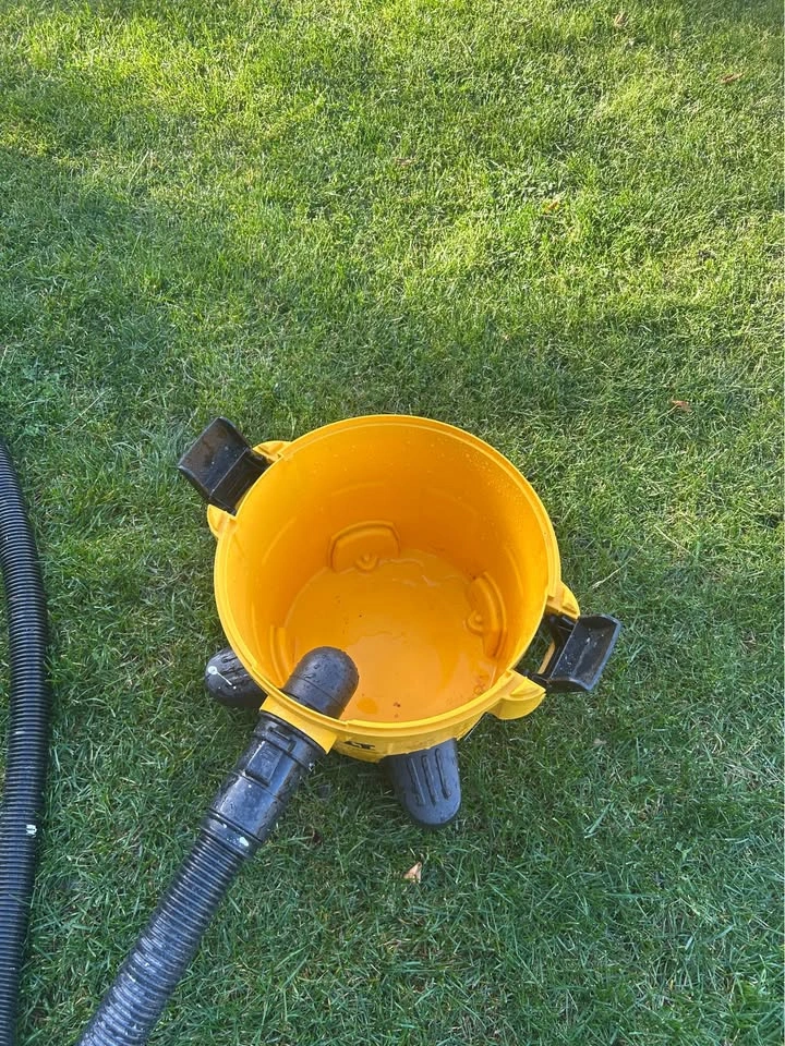 Dewalt shop vac 5 gallon wet/dry - photo 5