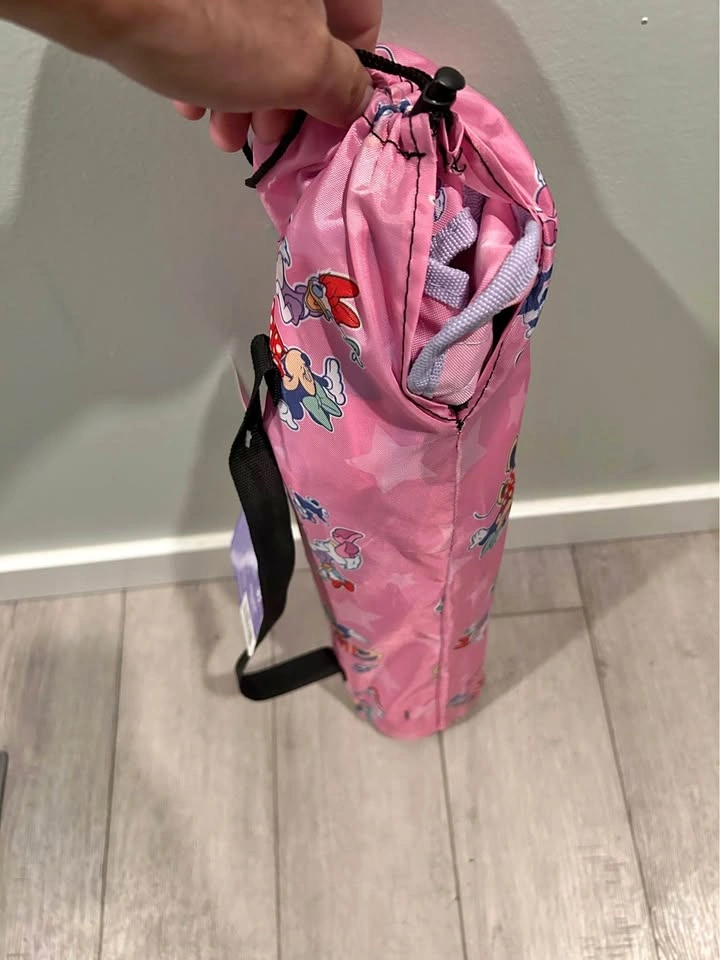 Minnie Mouse Fold & go chair new camping chair