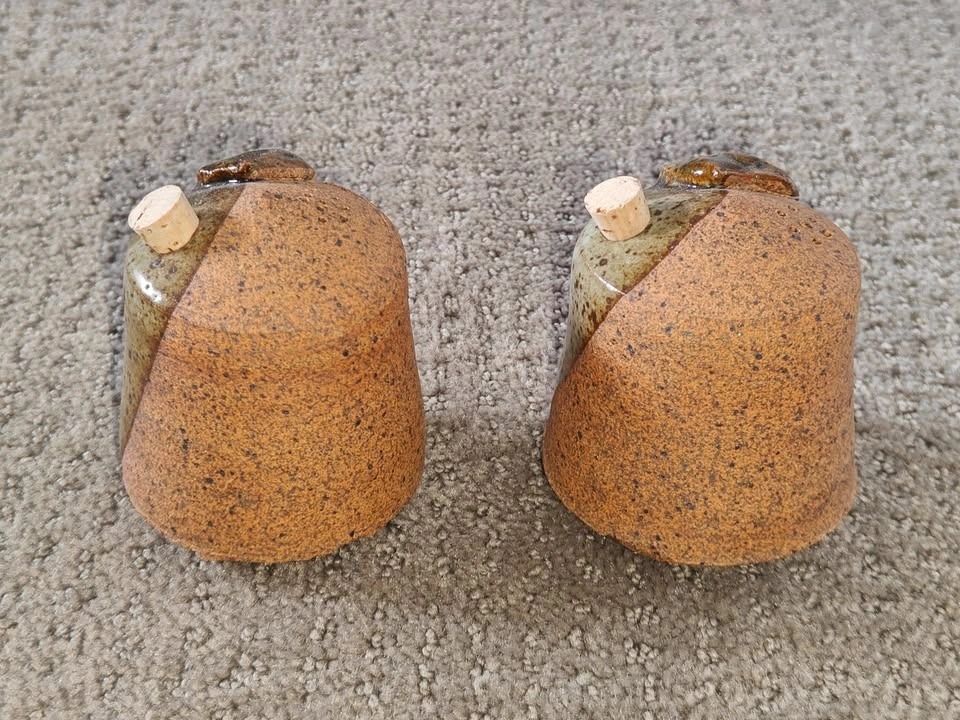 Unique Hand-Crafted Ceramic Salt & Pepper Shakers Artist Stamped - photo 3