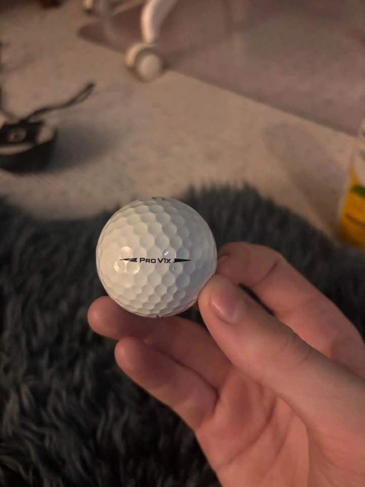 18 Titleist Pro v1/Pro v1x golf balls - photo 3