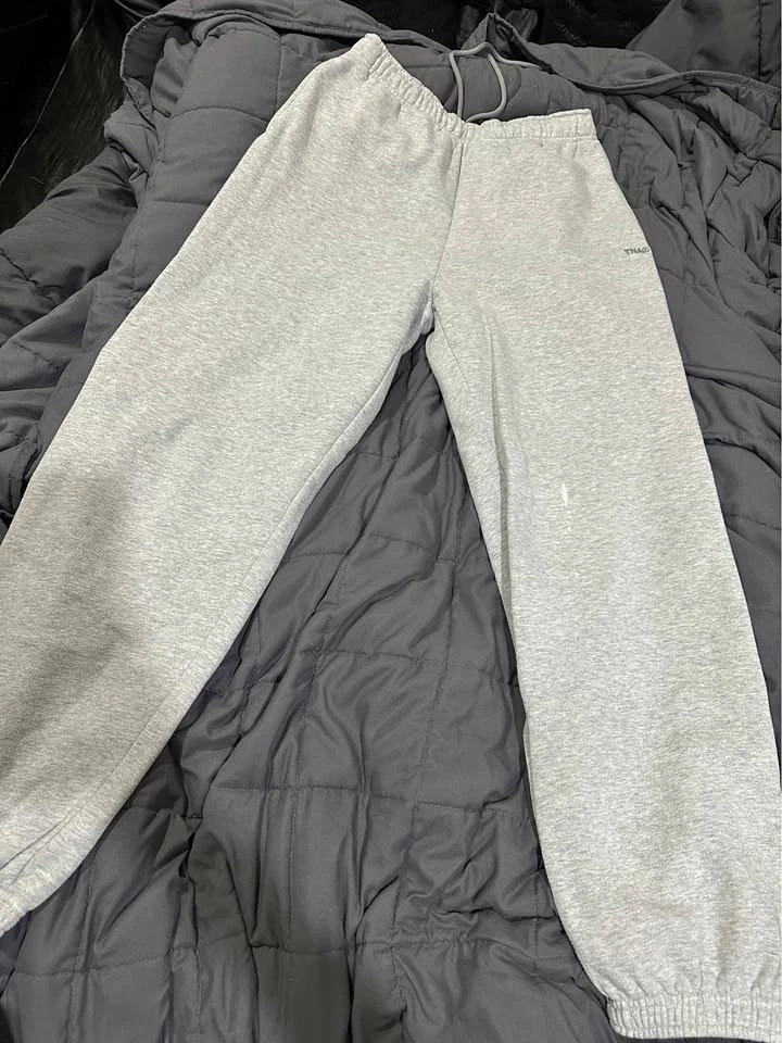 Aritzia Sweatpants