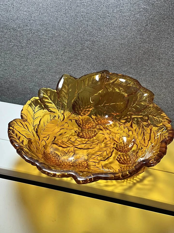Vintage Indiana Glass Amber Loganberry & Leaf Dish / Bowl