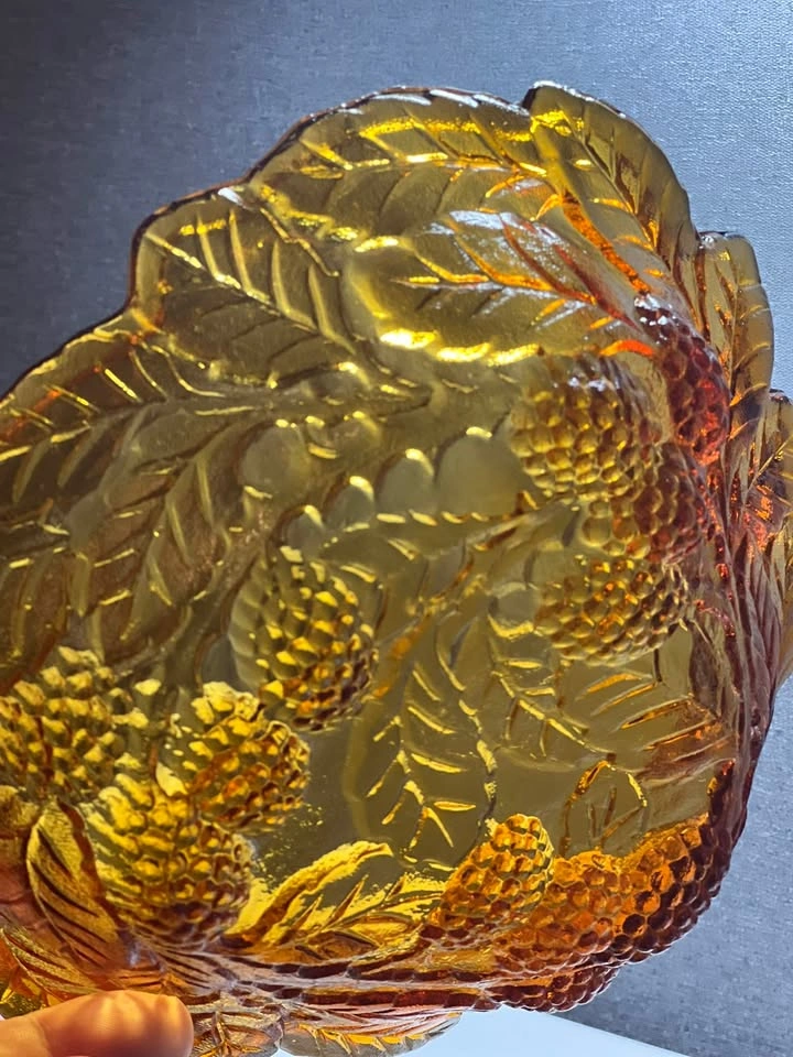 Vintage Indiana Glass Amber Loganberry & Leaf Dish / Bowl - photo 4