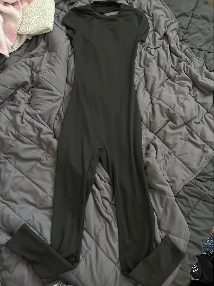 SHEIN Black Jumpsuit - photo 3