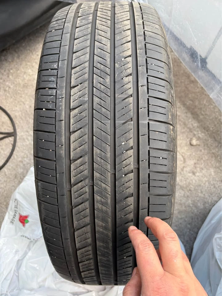 4 Goodyear Finesse All Season tires 235/60R18 103H - photo 2