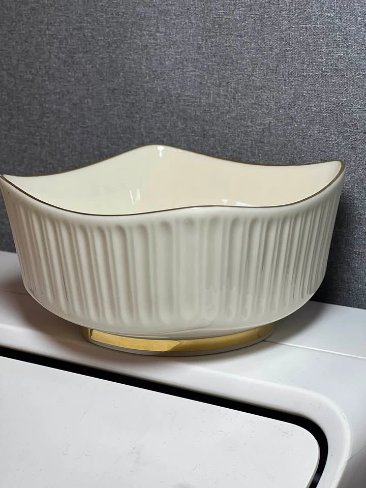 Lenox USA Cream Square Fluted Bowl with Gold Trim - photo 5