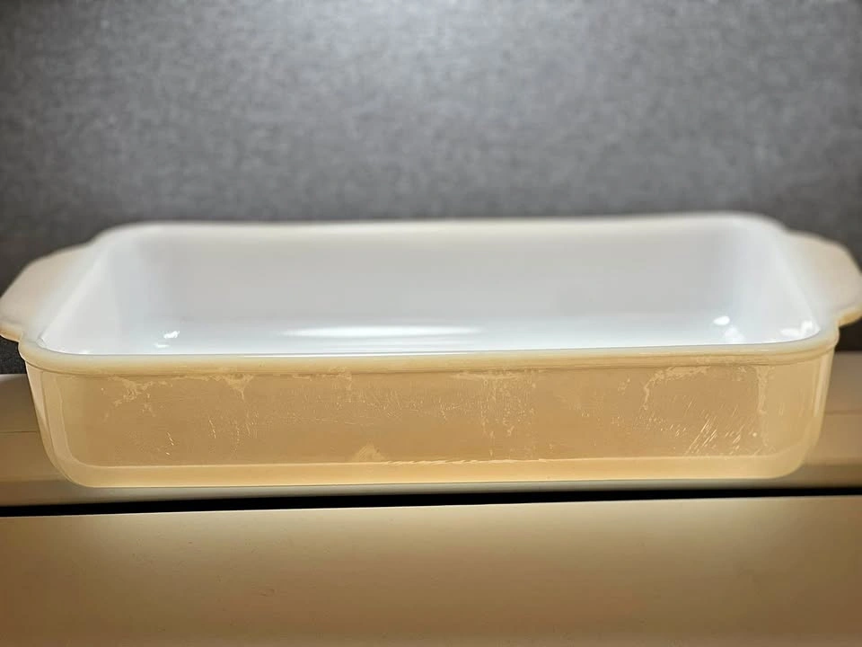 Vintage Fire-King Peach Lustre 1.5 Qt Baking Dish (#410)