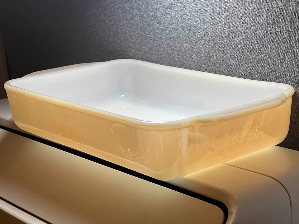 Vintage Fire-King Peach Lustre 1.5 Qt Baking Dish (#410) - photo 2