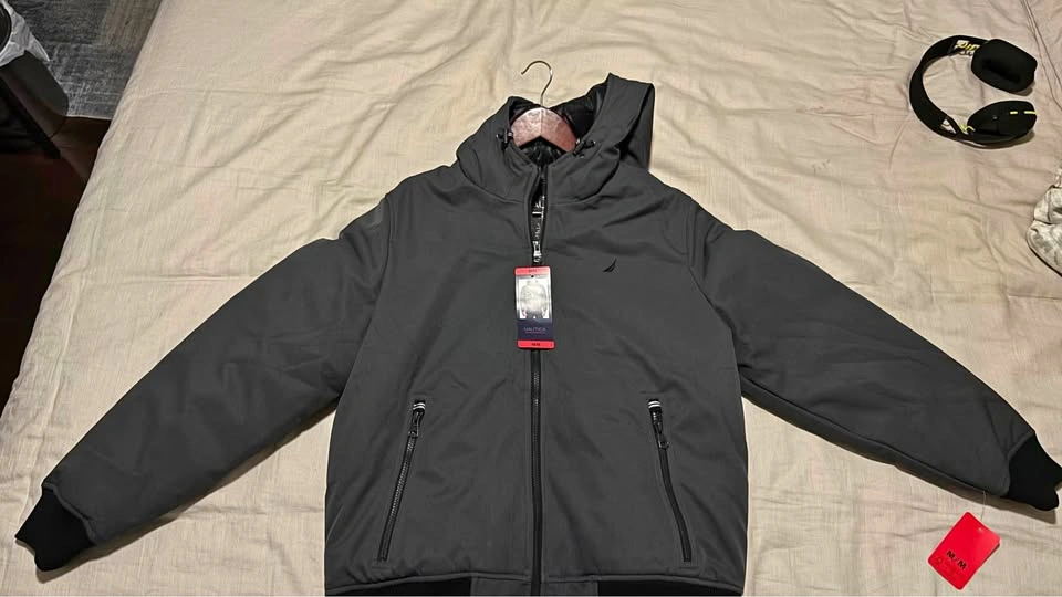 Nautica Men’s Hooded Jacket M – Black – Water & Wind Resistant
