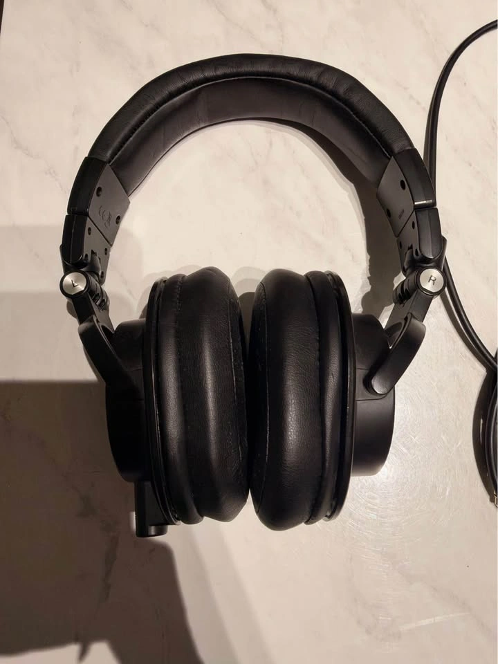 Audio-Technica ATH-M50x Studio Headphones + Cables