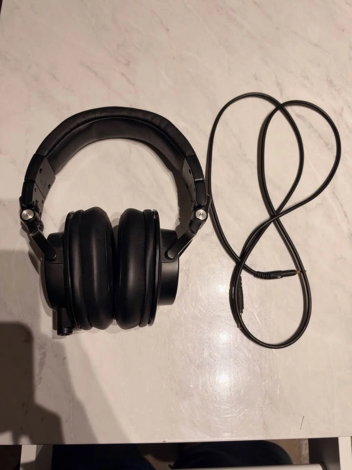 Audio-Technica ATH-M50x Studio Headphones + Cables - photo 2