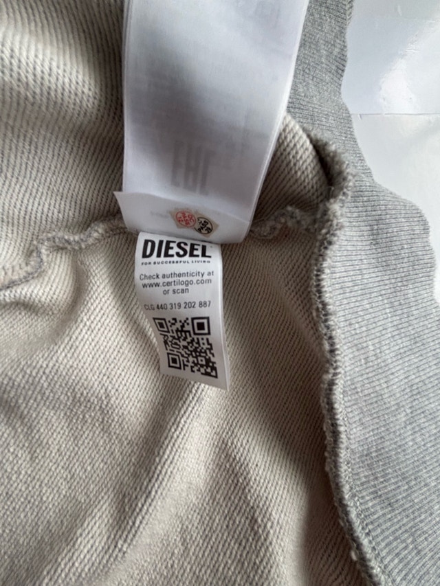 [Diesel] MENS Full Zip-up Hoodie -Large - photo 4