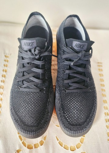Nike Air VaporMax Flyknit 2017 Size 9.5 Men's Black/Orange - photo 2