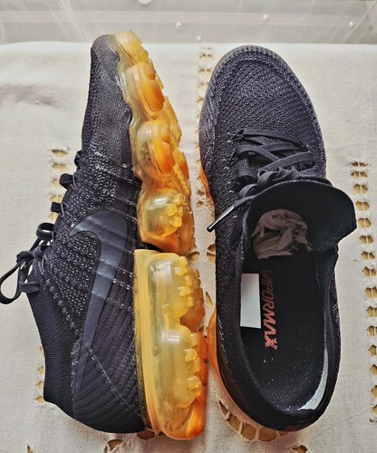 Nike Air VaporMax Flyknit 2017 Size 9.5 Men's Black/Orange - photo 5
